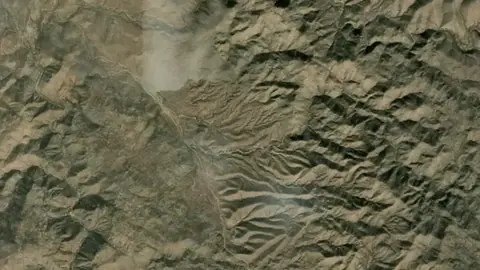 Historic Tunnel Claim Heatmap in Arizona, drawn over satellite imagery