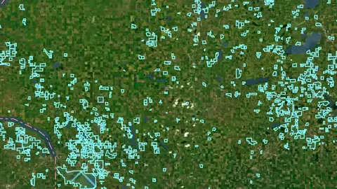 Fish & Wildlife Areas in Arizona, drawn over satellite imagery