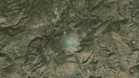 Historic Tunnel Claim Heatmap in California, drawn over satellite imagery