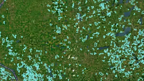 Fish & Wildlife Areas in Georgia, drawn over satellite imagery