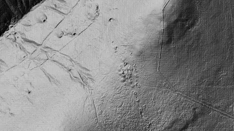 Dynamic LiDAR™ in Scotland, drawn over satellite imagery