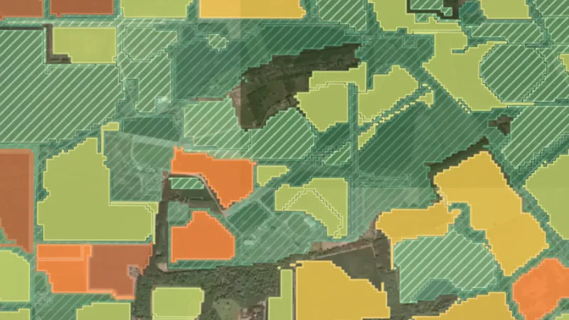 Field Conditions (weekly) in Scotland, drawn over satellite imagery