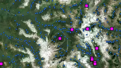 Stream Concentrate Geochemistry in Washington, drawn over satellite imagery