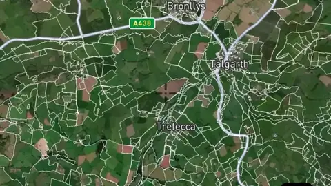 Property Boundaries in the Detector Maps app, Wales